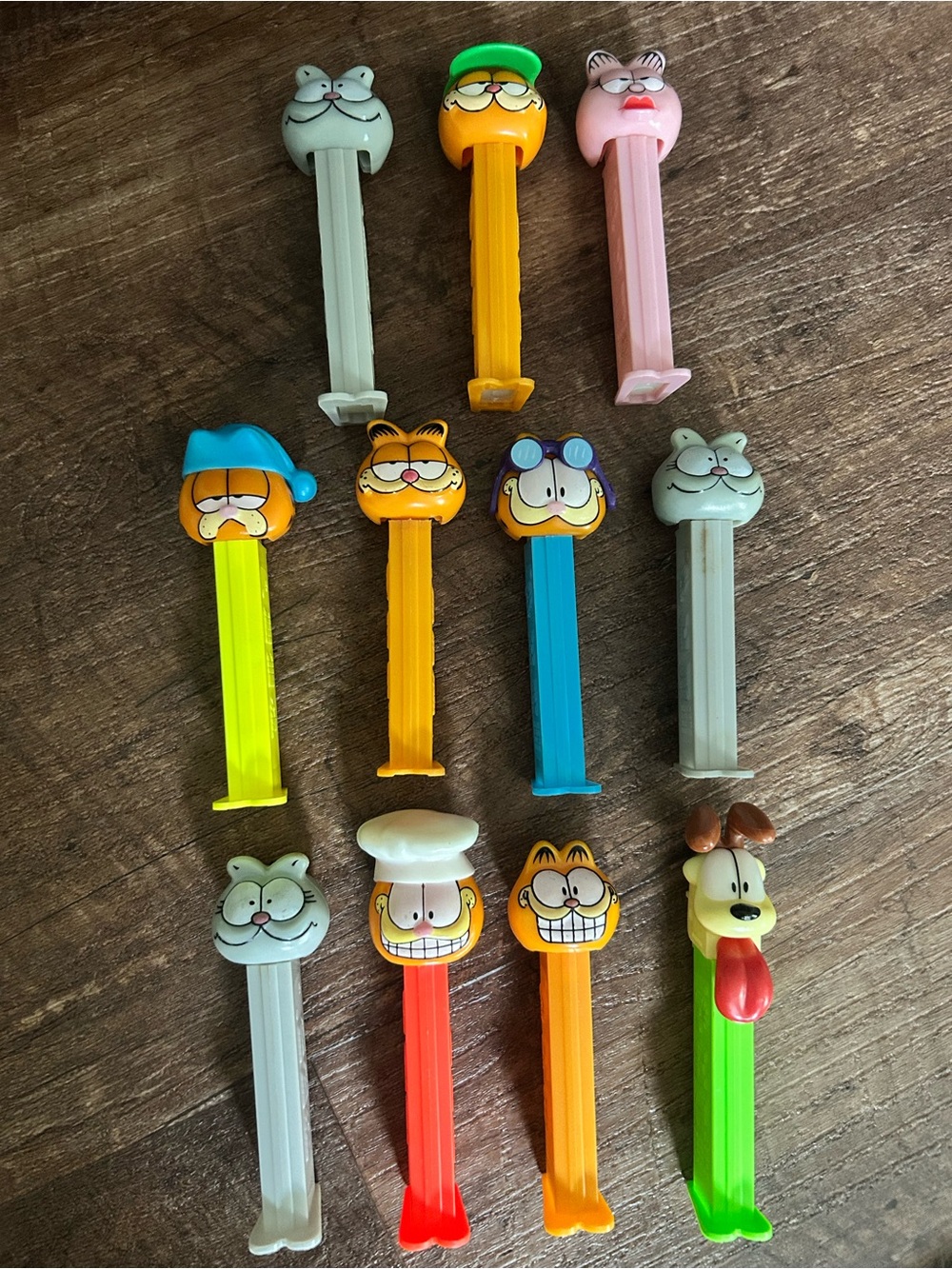 Garfield and Company Vintage Pez Dispensers-Lot of 11 pieces